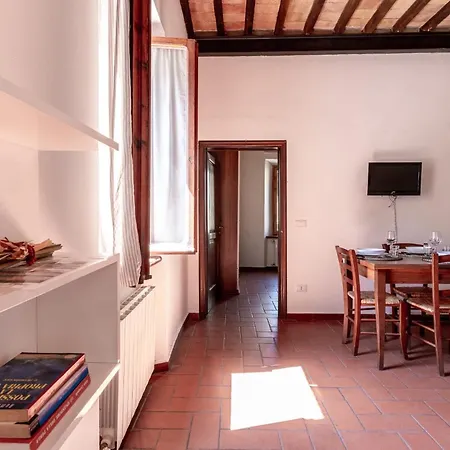 Residenza Il Vicolo Del Corso דירה מאסה מריטימה